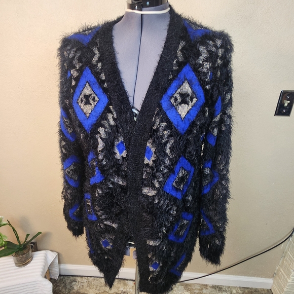 City Chic Black and Blue Geometric Metallic Fuzzy Cardigan 16 (5925) - Picture 1 of 6